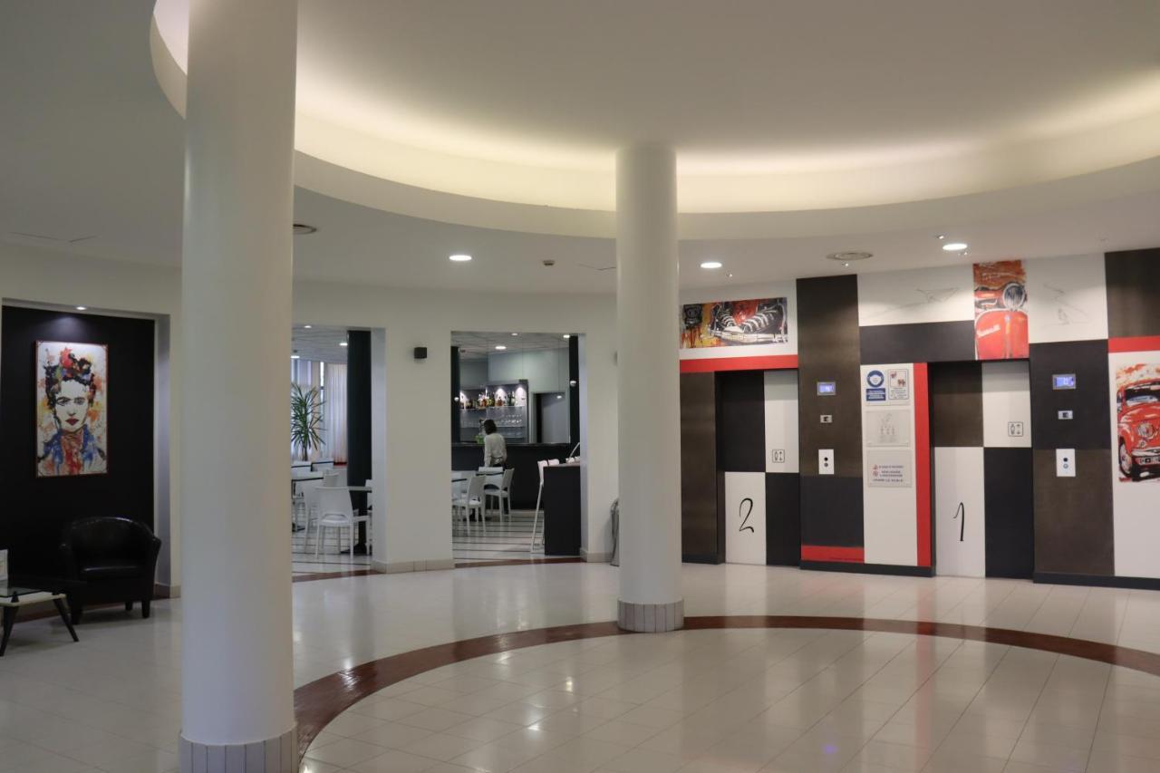סן מאורו טורינזה Hotel Glis מראה חיצוני תמונה