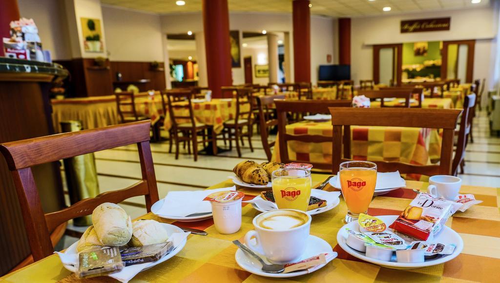 סן מאורו טורינזה Hotel Glis מראה חיצוני תמונה