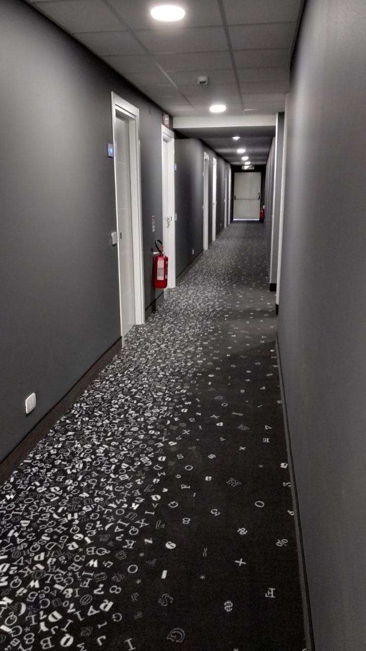 סן מאורו טורינזה Hotel Glis מראה חיצוני תמונה