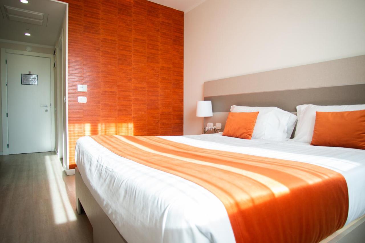 סן מאורו טורינזה Hotel Glis מראה חיצוני תמונה
